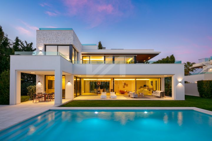 Villas for sale in Estepona
