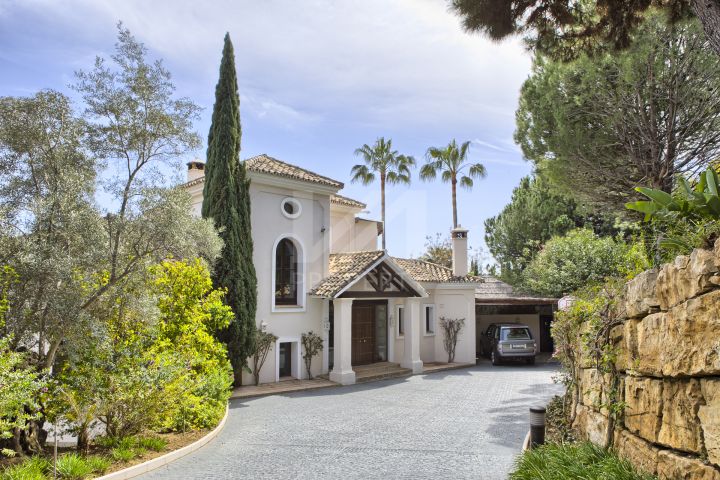 Properties for sale in La Zagaleta, Benahavis