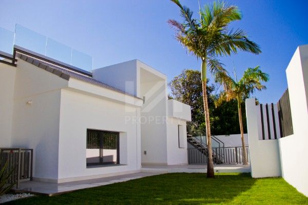 Properties for sale in Guadalmina Alta, San Pedro de Alcantara