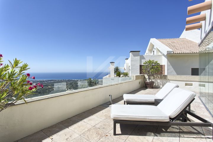 Apartments for sale in Marbella East