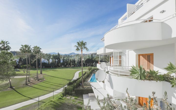 Apartments for sale in Nueva Andalucia