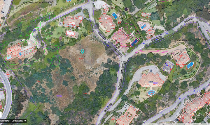 Plots for sale in Benahavis