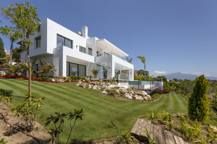 Properties for sale in Estepona