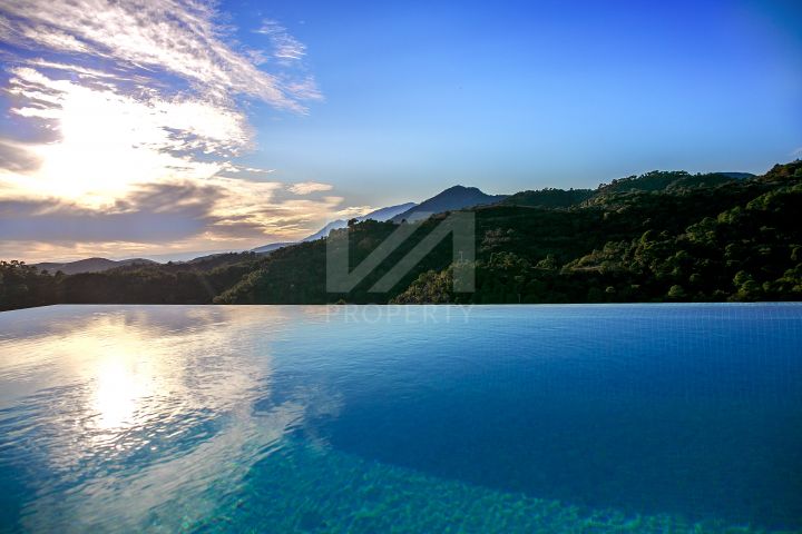 Properties for sale in Los Arqueros, Benahavis