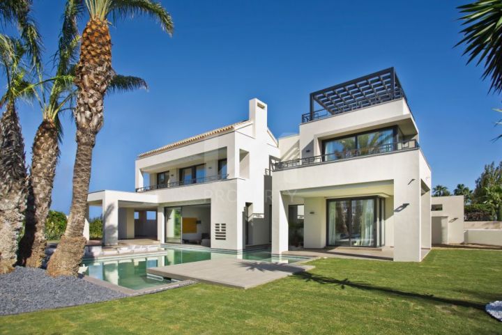 Villas for sale in Estepona