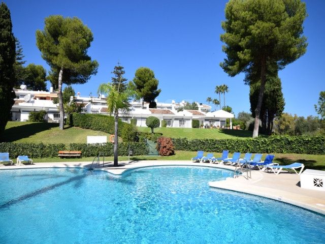 Penthouses for sale in Nueva Andalucia
