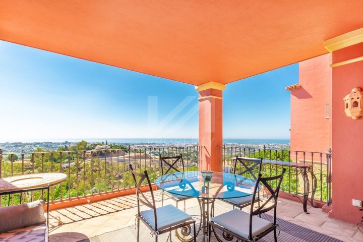 Ground Floor Apartments for sale in Benahavis