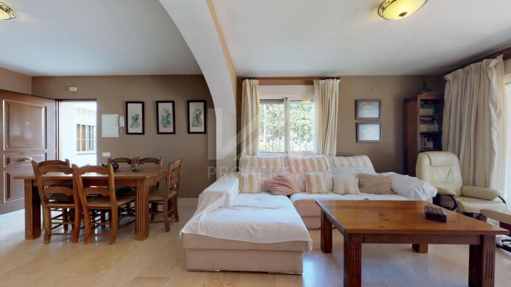 Ground Floor Apartments for sale in Nueva Andalucia