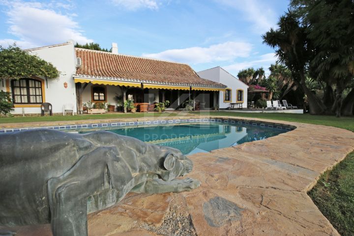 Properties for sale in Guadalmina Alta, San Pedro de Alcantara