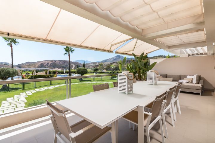 Ground Floor Apartments for sale in Benahavis
