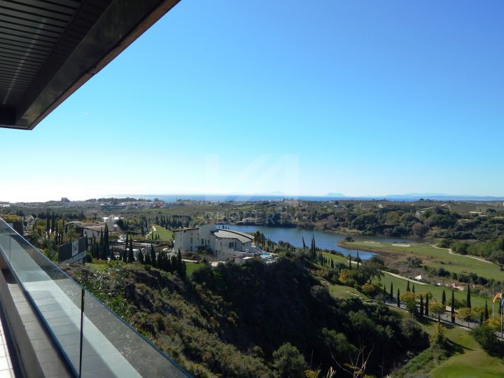 Properties for sale in Los Flamingos Golf, Benahavis