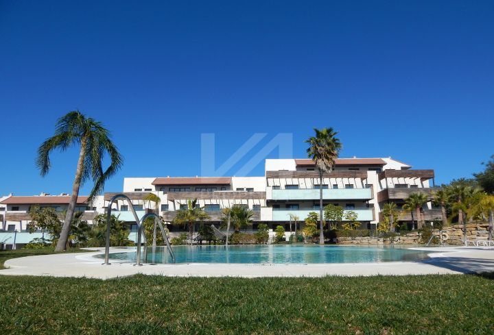 Properties for sale in Los Flamingos Golf, Benahavis