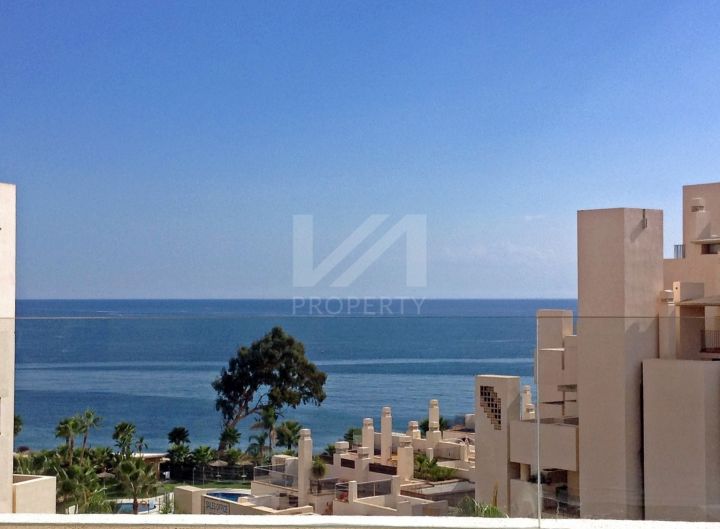 Properties for sale in Bahia de la Plata, Estepona