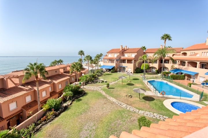 Properties for sale in La Gaspara, Estepona