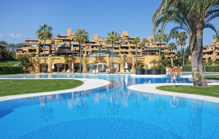 Apartments for sale in Estepona