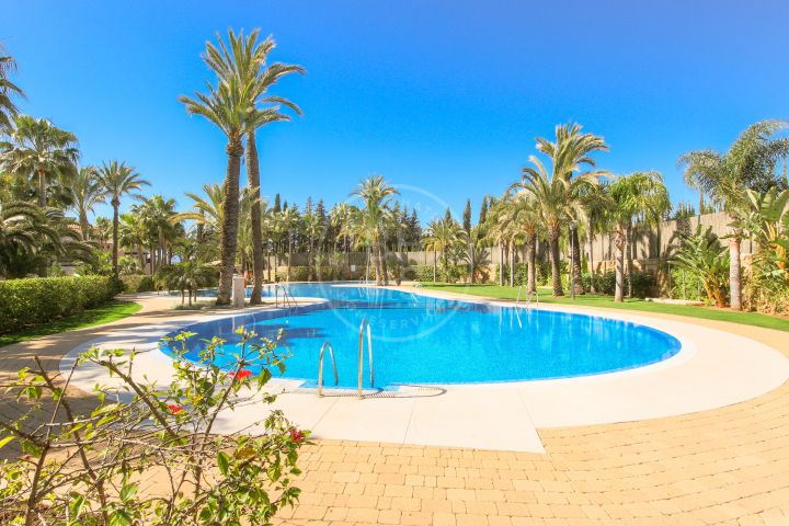 Ground Floor Apartments for sale in Nueva Andalucia
