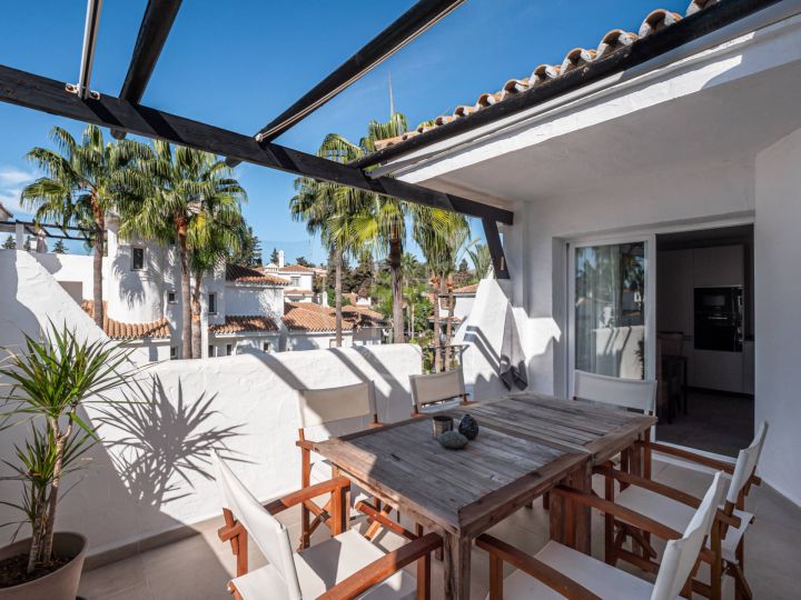 Penthouses for sale in Nueva Andalucia