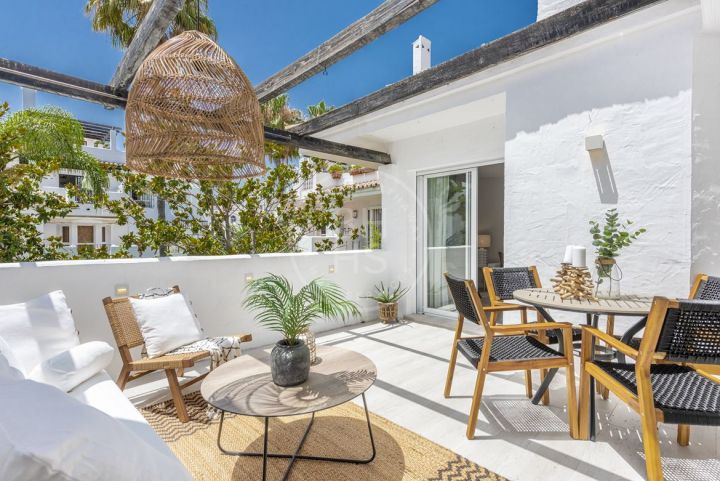 Penthouses for sale in Nueva Andalucia