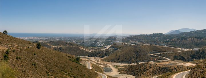 Plots for sale in Benahavis