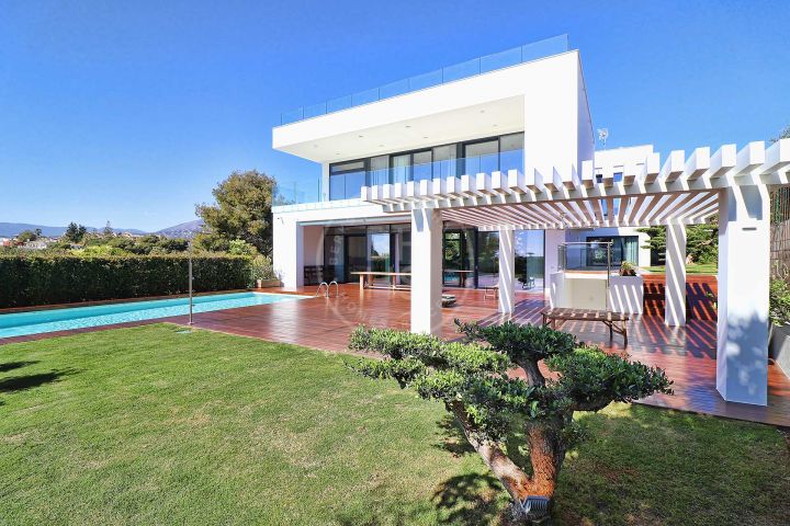 Villas for sale in Nueva Andalucia
