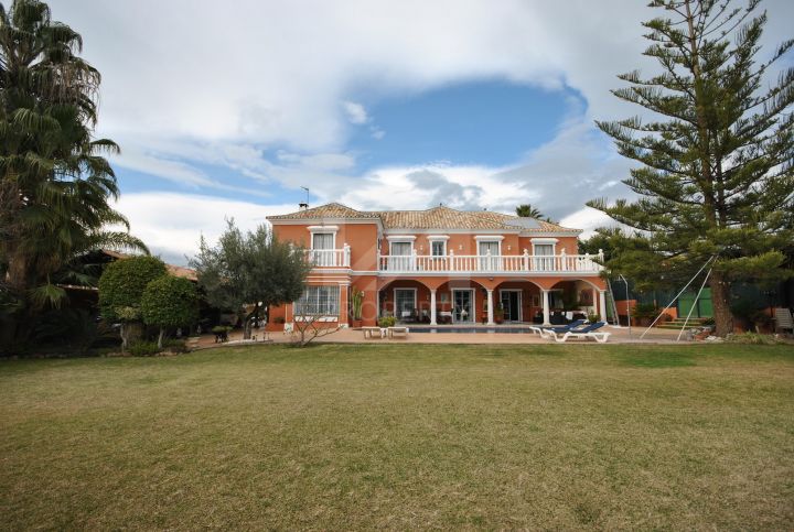 Properties for sale in Guadalmina Alta, San Pedro de Alcantara