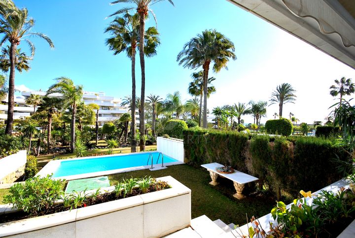 Properties for holiday rent in Marbella - Puerto Banus