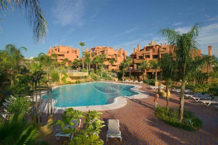 Apartments for sale in Nueva Andalucia