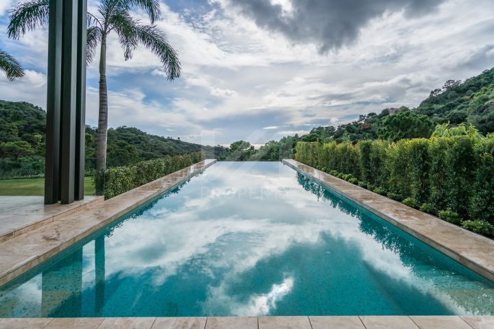 Properties for sale in La Zagaleta, Benahavis
