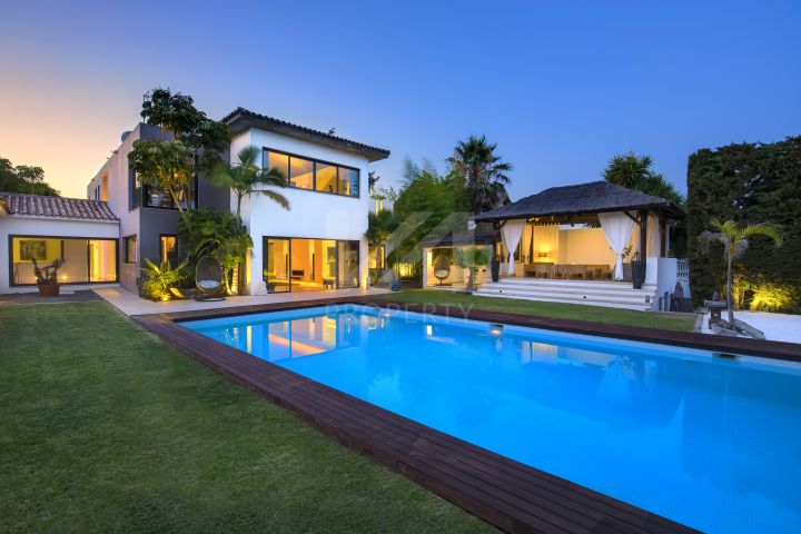 Villas for sale in Estepona