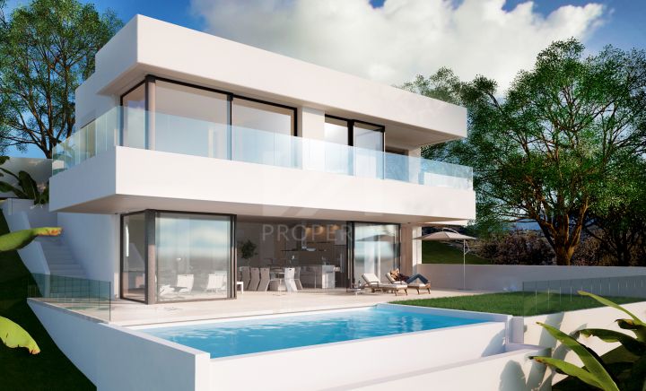 Frontline golf properties for sale in Marbella