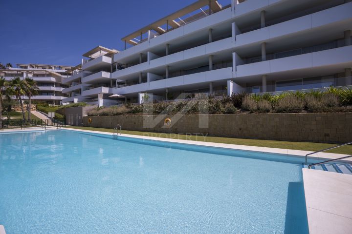 Ground Floor Apartments for sale in Benahavis