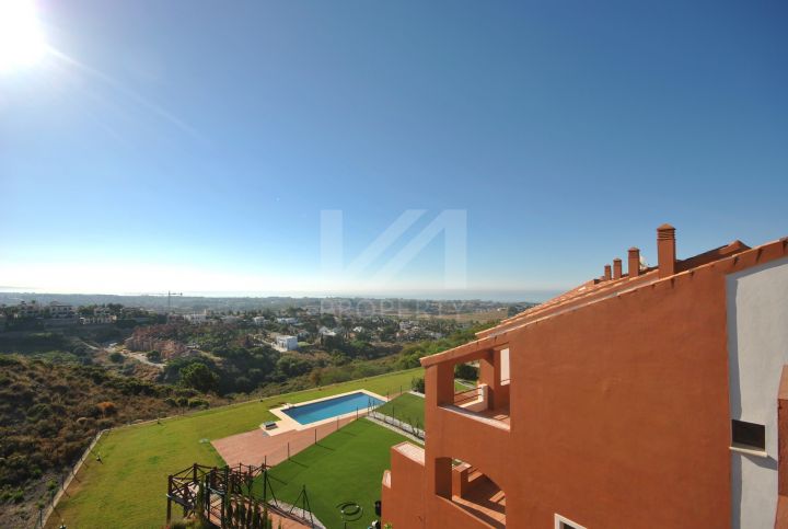 Houses for sale in La Alqueria, Benahavis
