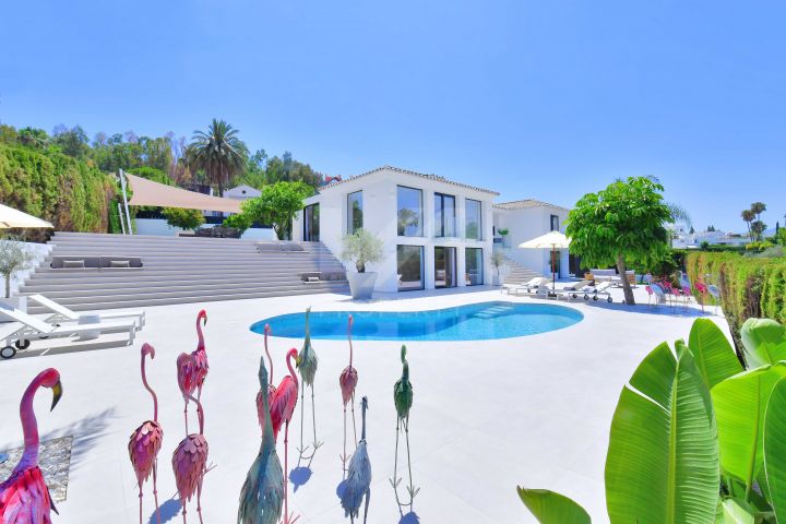 Properties for sale in Brisas del Golf, Nueva Andalucia
