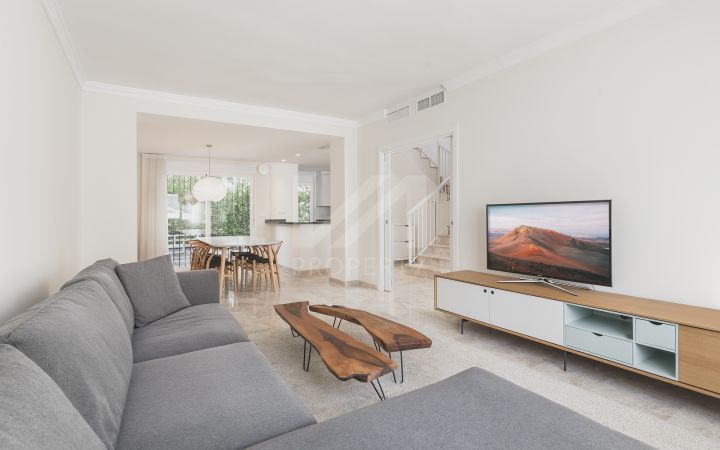Properties for sale in Nueva Andalucia