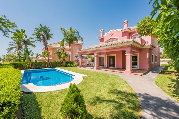 Properties for sale in Guadalmina Alta, San Pedro de Alcantara