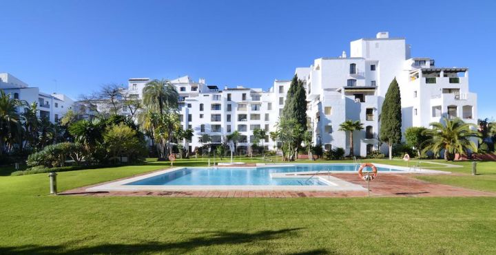 Apartments for sale in Marbella - Puerto Banus