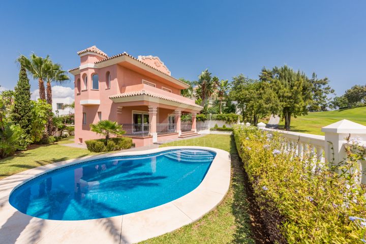 Properties for sale in Guadalmina Alta, San Pedro de Alcantara