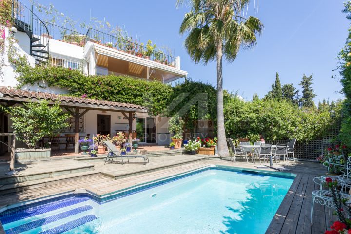 Properties for sale in Guadalmina Alta, San Pedro de Alcantara