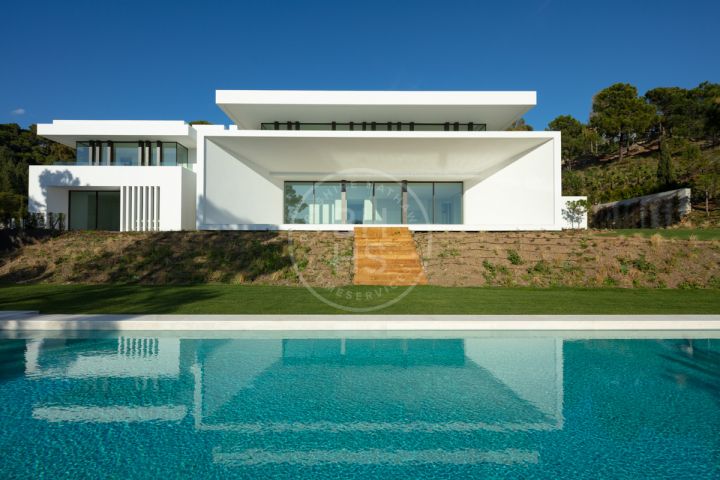Properties for sale in La Reserva de Alcuzcuz, Benahavis