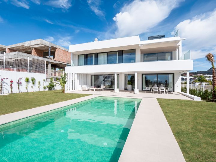 Properties for sale in Cancelada, Estepona