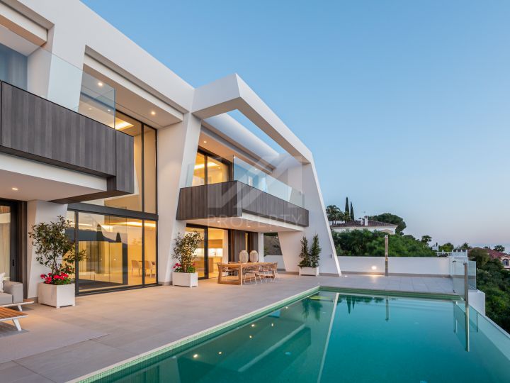 Properties for sale in Estepona