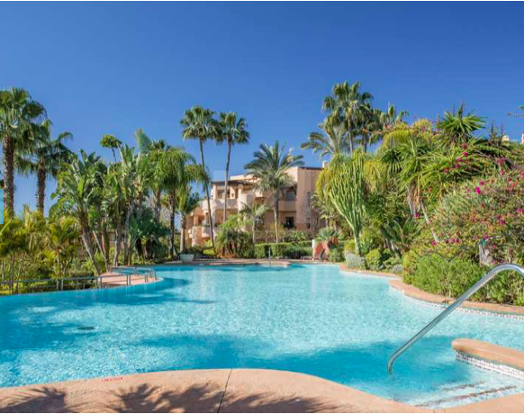Ground Floor Apartments for sale in Marbella Golden Mile