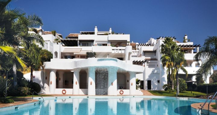 Duplex Penthouses for sale in Benahavis