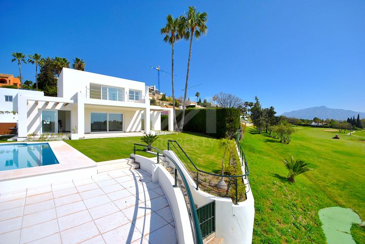 Villas for sale in Paraiso Alto, Benahavis