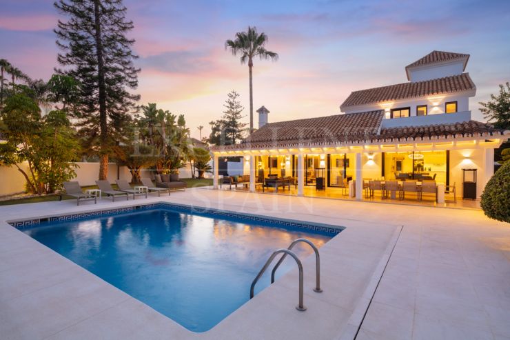 Parcelas del Golf, Nueva Andalucia, great cosy villa for sale