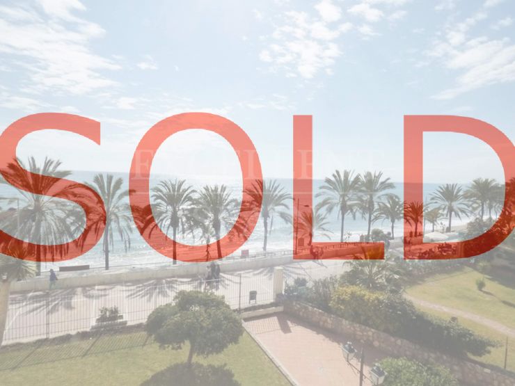 Neptuno, Marbella centre, first line beach apartment for sale