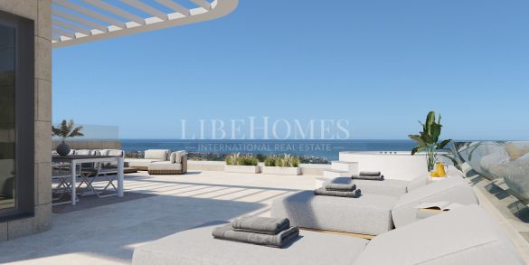 Newly built penthouse with sea views on the New Golden Mile, Estepona