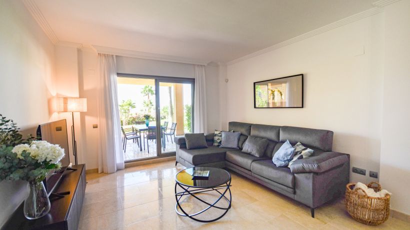 Apartment for long term rent in Hacienda del Señorio de Cifuentes, Benahavis