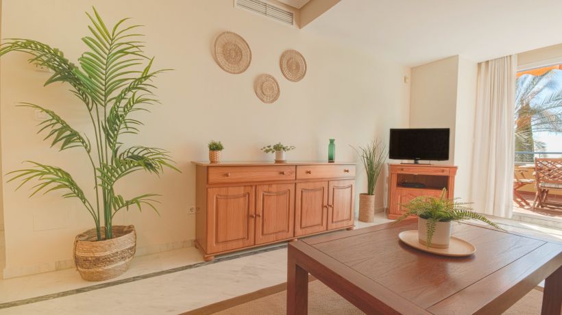 Apartment for long term rent in Bahia de Marbella, Marbella East