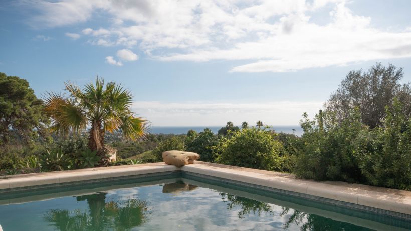 Villa en venta en El Rosario, Marbella Este